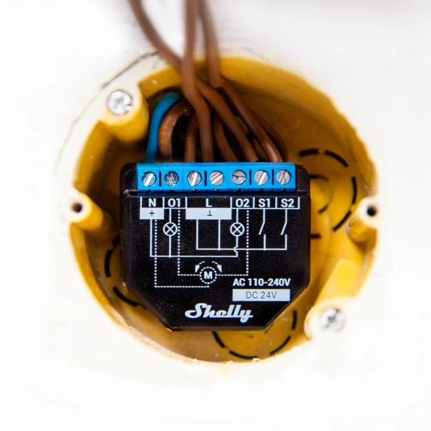 Kit 2 Pezzi Shelly Plus 2PM - Relè Wi-Fi a 2 Canali per Tapparelle e Luci con Misurazione Consumi