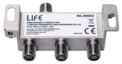 Derivatore 1 ingresso 3 uscite di cui 1 passante C.C. power spinotti F frequenza 5MHz A 2,4ghz